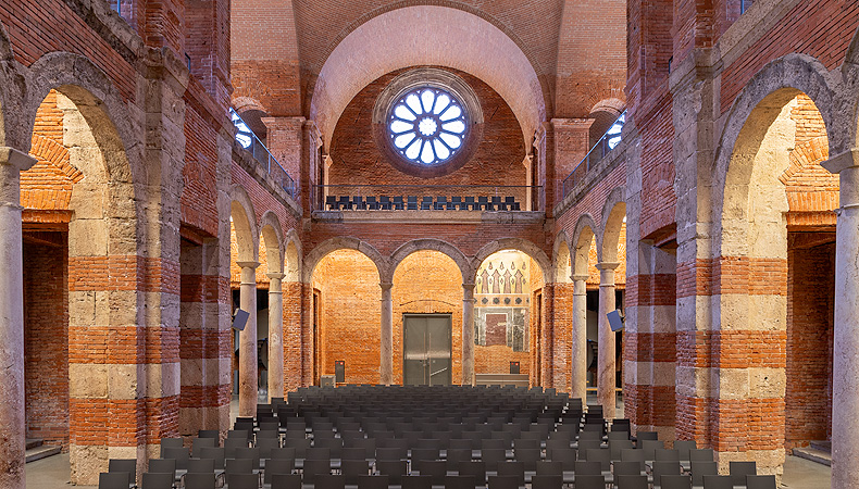 Picture: Interior of the Court Church of All Saints