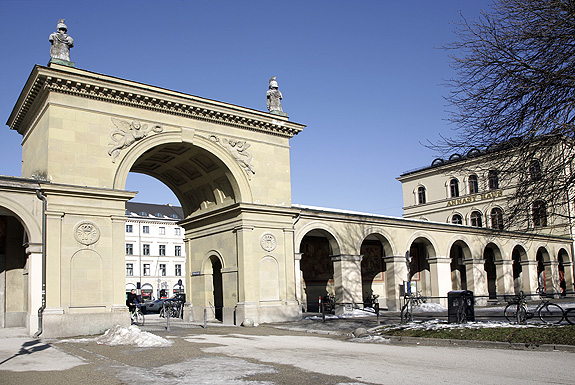 Picture: Court Garden with arcades