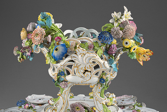 Picture: Centrepiece in Meissen porcelain