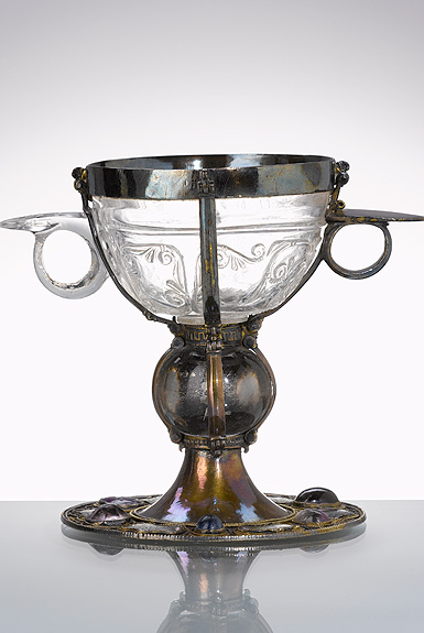 Picture: Two-hadled cup, known as the "Henry Chalice"