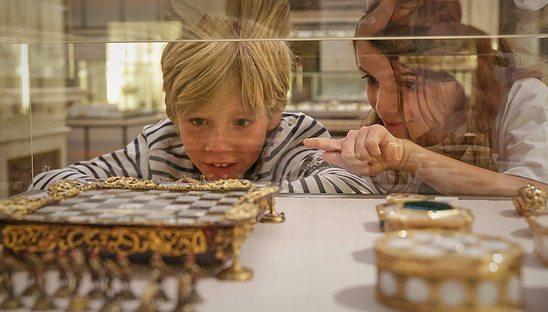 Bild: Kinderführung in der Residenz München