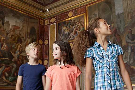 Picture: Childrens' tour in the Munich Residence